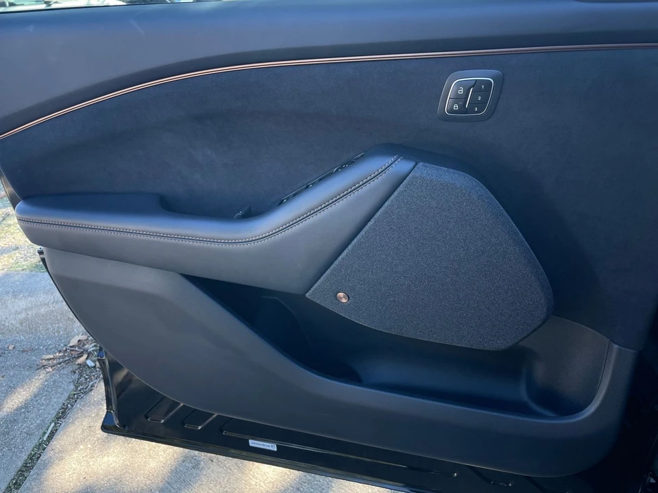 2023 Ford Mustang Mach-E - Image 21 of 31