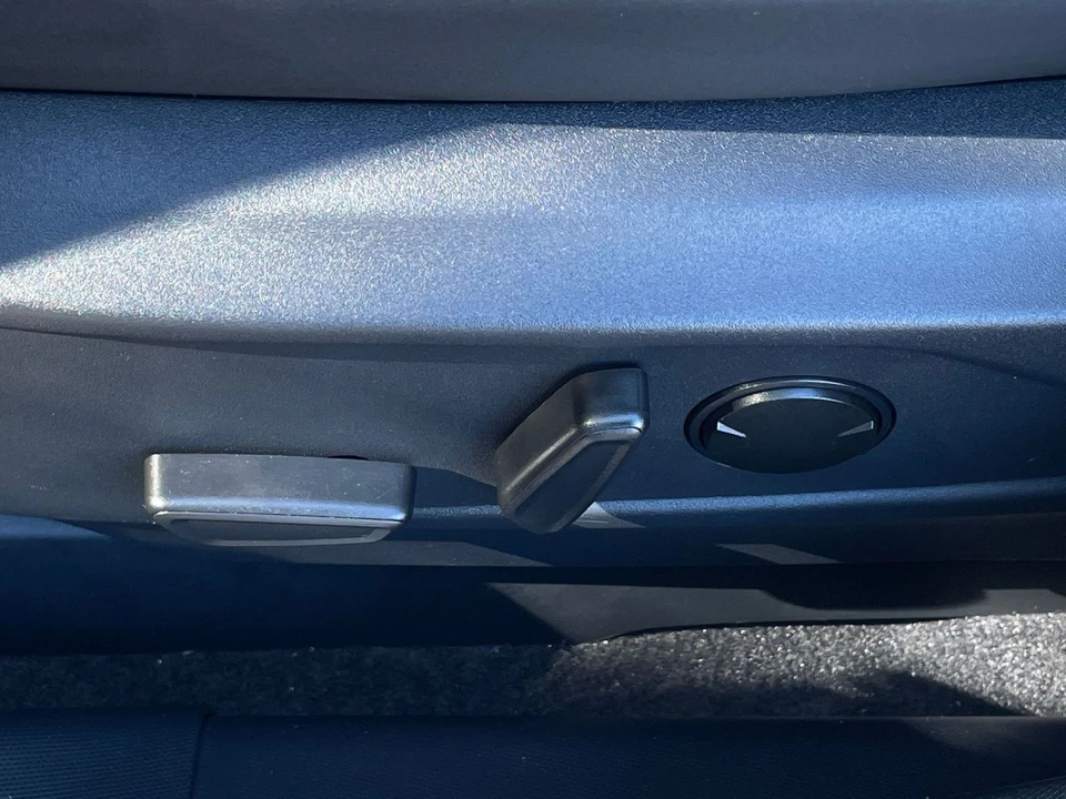 2023 Ford Mustang Mach-E - Image 25 of 31