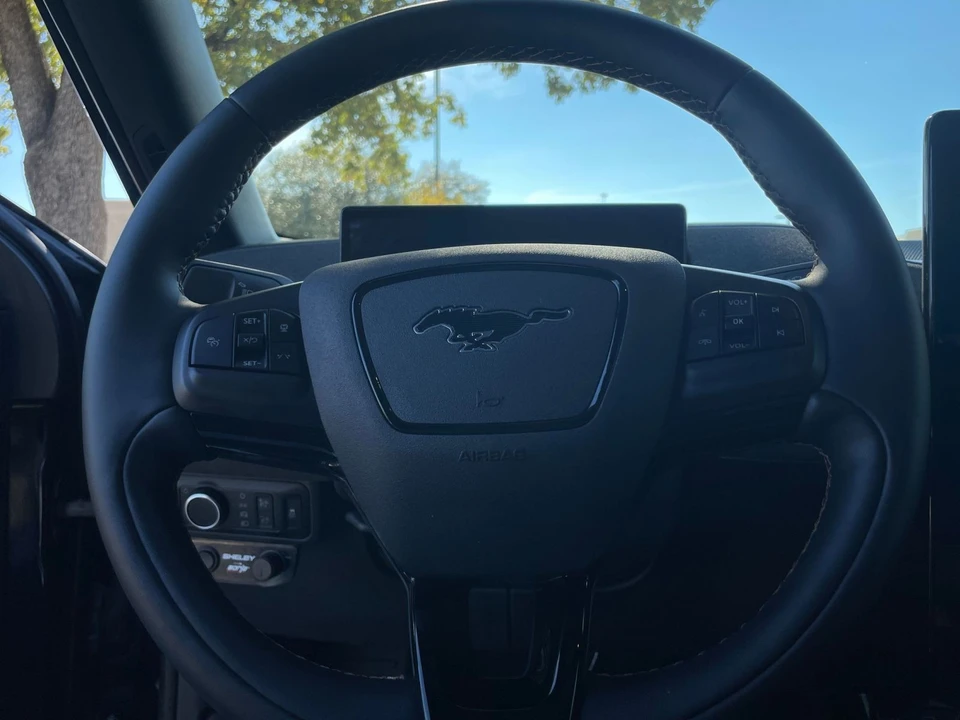 2023 Ford Mustang Mach-E - Image 27 of 31