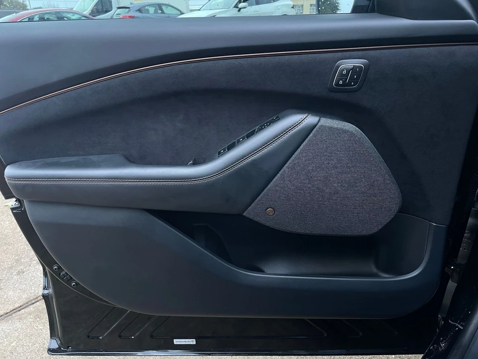 2023 Ford Mustang Mach-E - Image 22 of 31