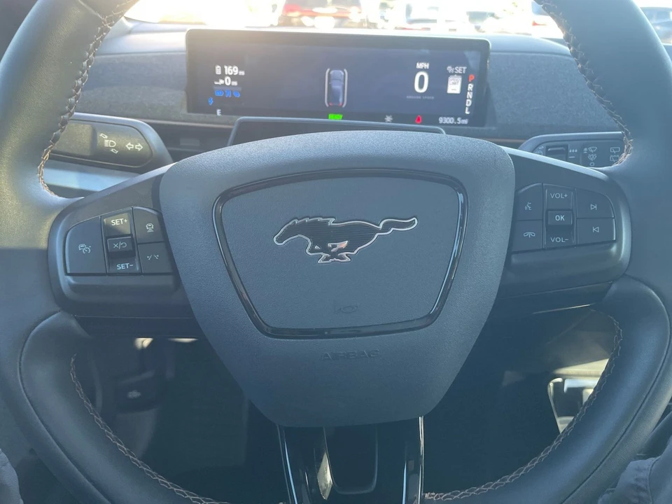 2023 Ford Mustang Mach-E - Image 25 of 31
