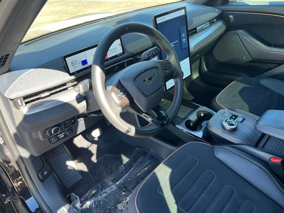 2023 Ford Mustang Mach-E - Image 26 of 31