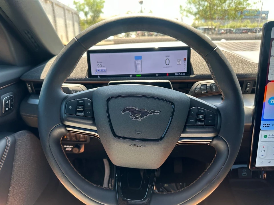 2023 Ford Mustang Mach-E - Image 27 of 31