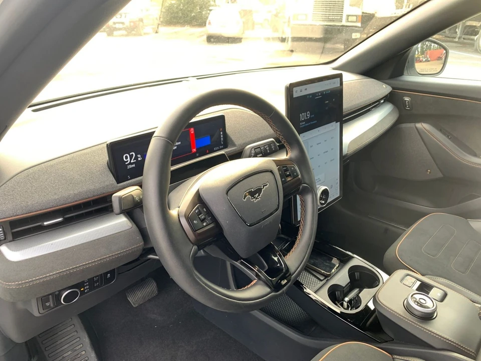 2023 Ford Mustang Mach-E - Image 28 of 31