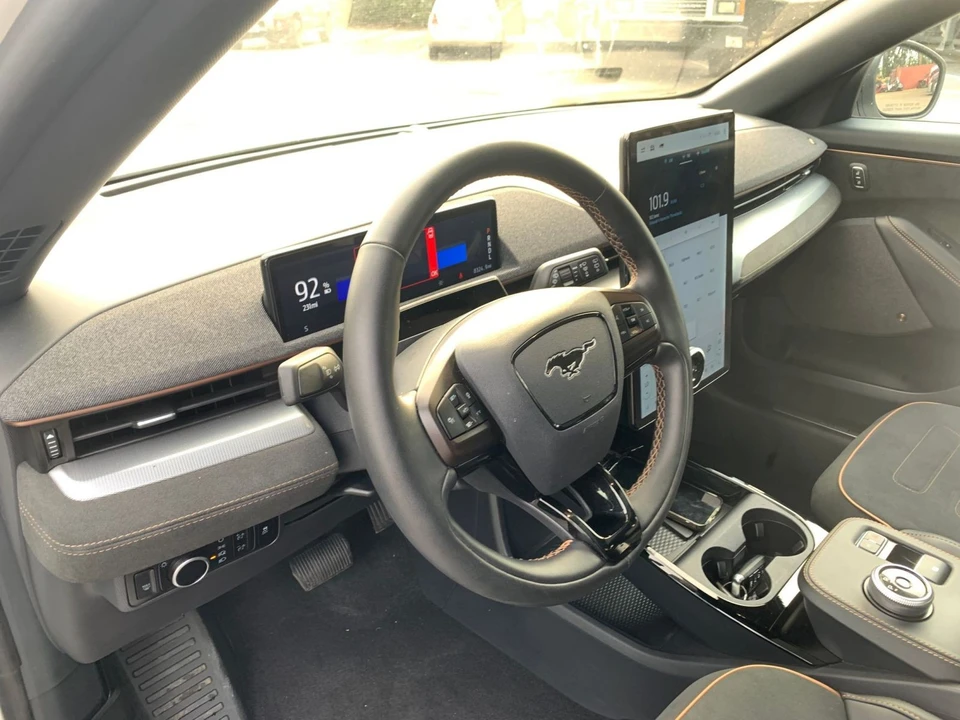 2023 Ford Mustang Mach-E - Image 29 of 31
