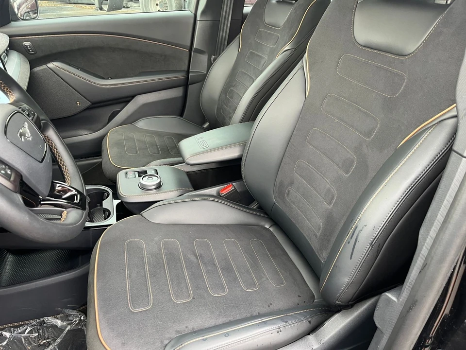 2023 Ford Mustang Mach-E - Image 24 of 31