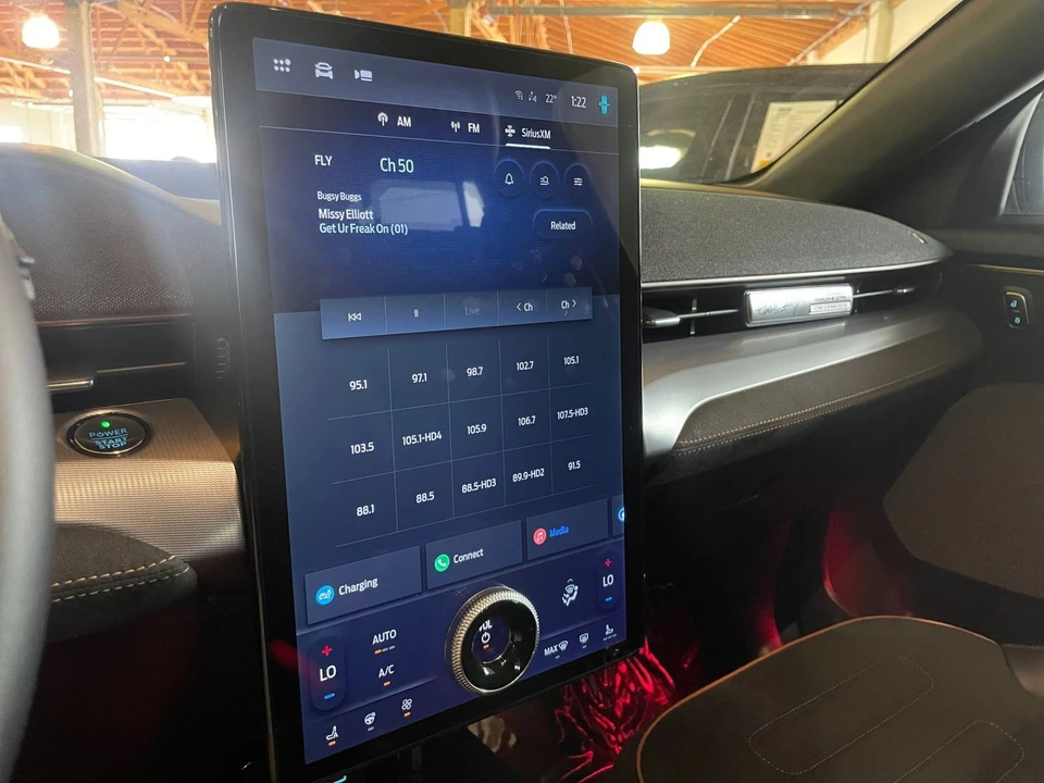 2023 Ford Mustang Mach-E - Image 21 of 31