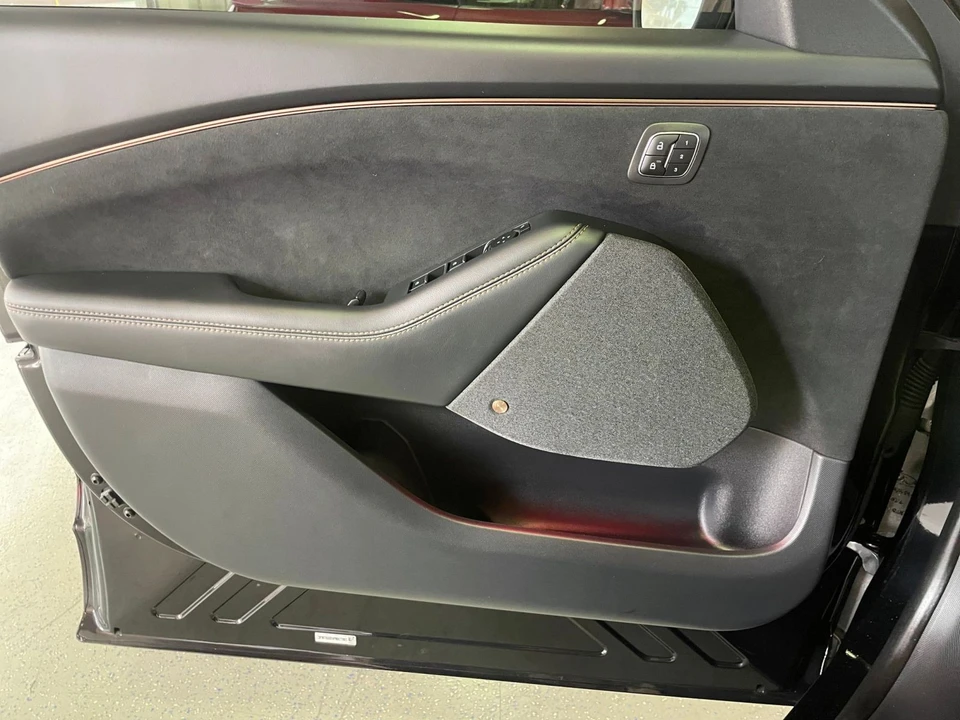 2023 Ford Mustang Mach-E - Image 20 of 31