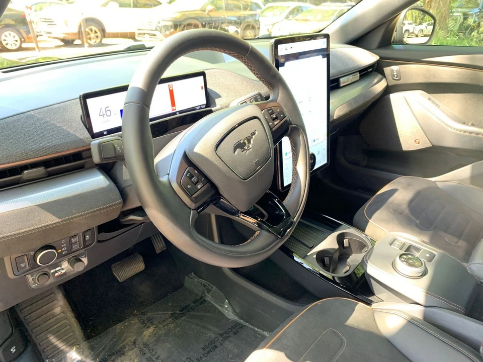 2023 Ford Mustang Mach-E - Image 27 of 31
