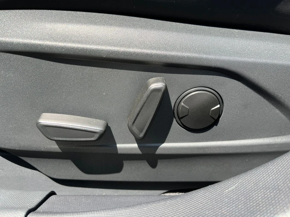 2023 Ford Mustang Mach-E - Image 24 of 31