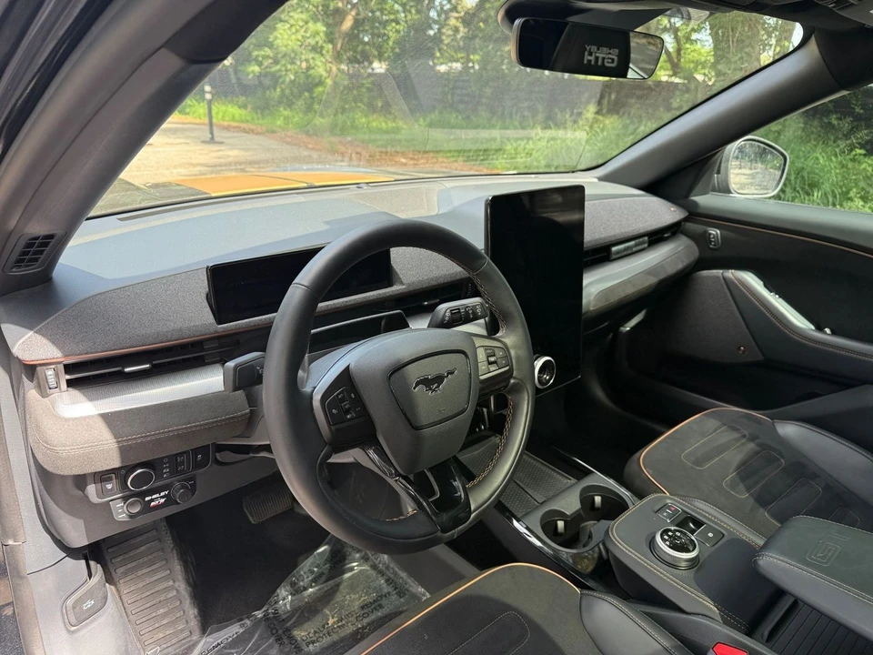 2023 Ford Mustang Mach-E - Image 28 of 31