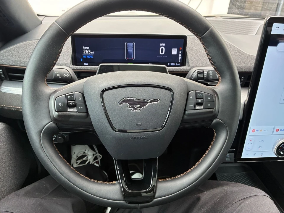 2023 Ford Mustang Mach-E - Image 29 of 31