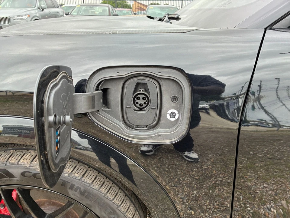 2023 Ford Mustang Mach-E - Image 18 of 31