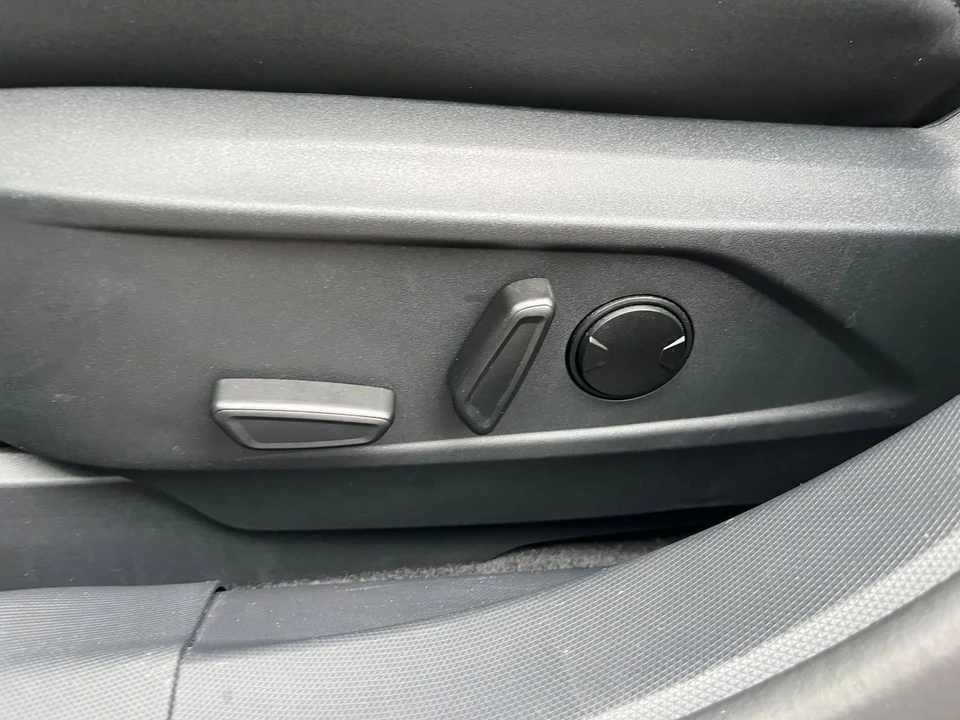 2023 Ford Mustang Mach-E - Image 22 of 31