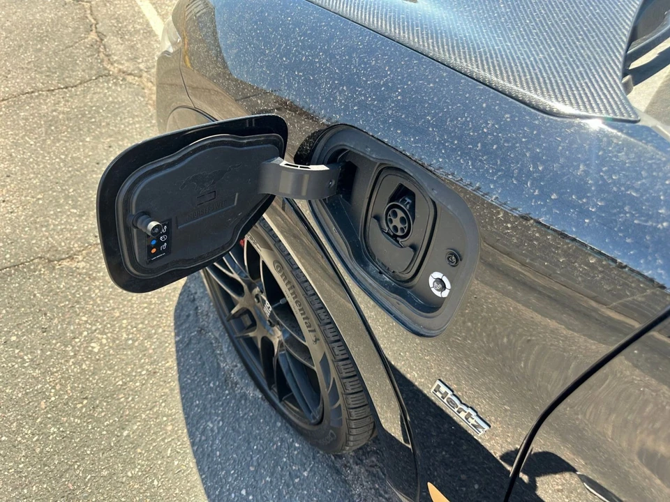 2023 Ford Mustang Mach-E - Image 19 of 31