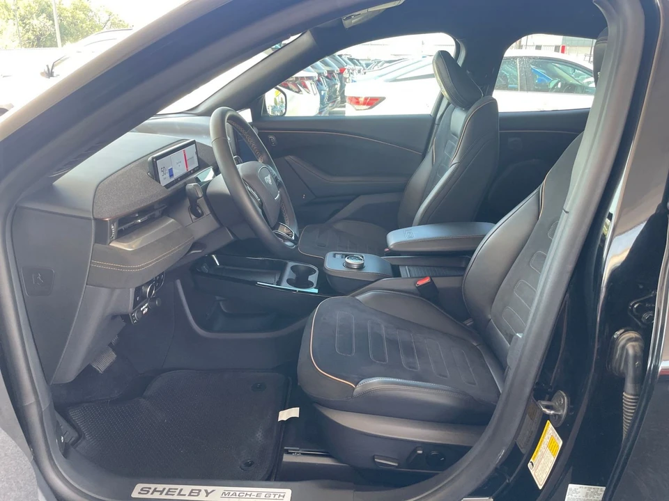 2023 Ford Mustang Mach-E - Image 27 of 31