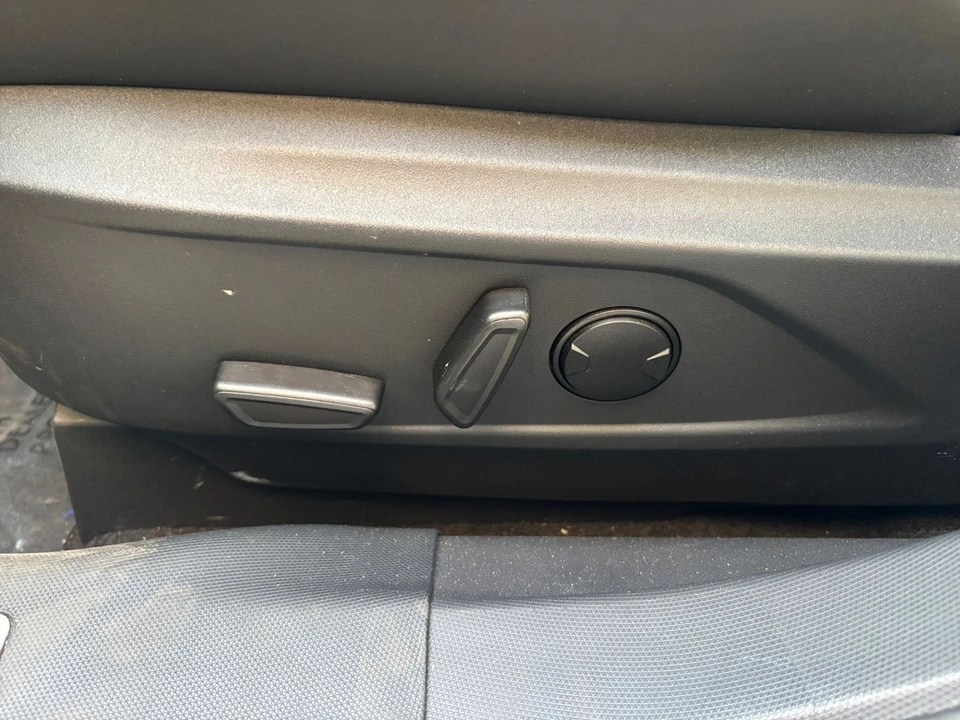 2023 Ford Mustang Mach-E - Image 23 of 31