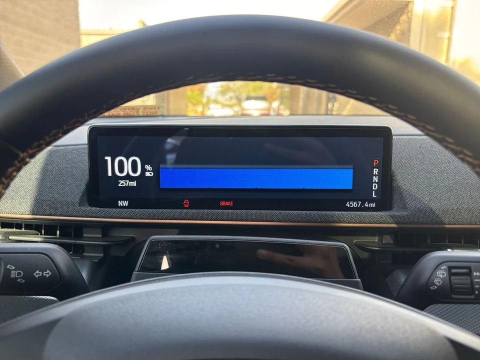 2023 Ford Mustang Mach-E - Image 16 of 31