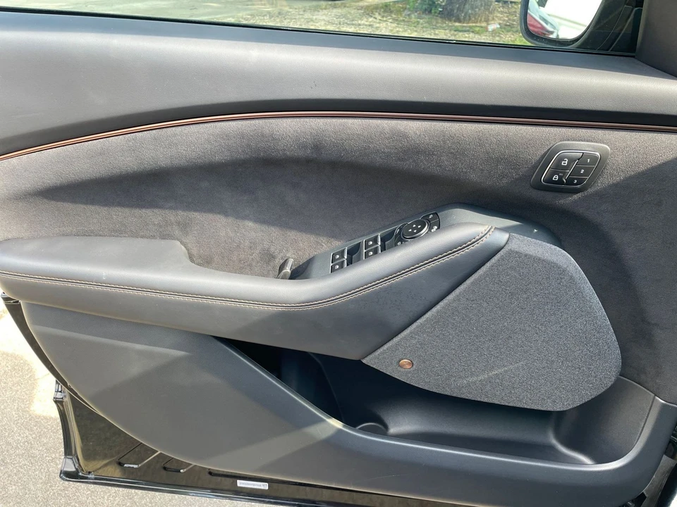 2023 Ford Mustang Mach-E - Image 26 of 31