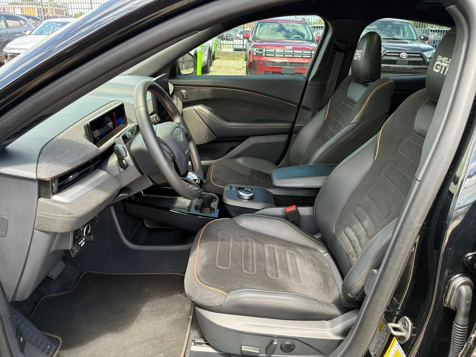 2023 Ford Mustang Mach-E - Image 29 of 31