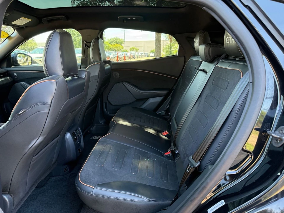 2023 Ford Mustang Mach-E - Image 27 of 31
