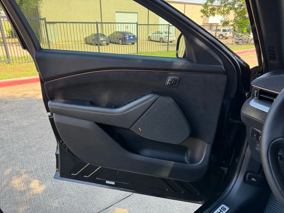 2023 Ford Mustang Mach-E - Image 20 of 31