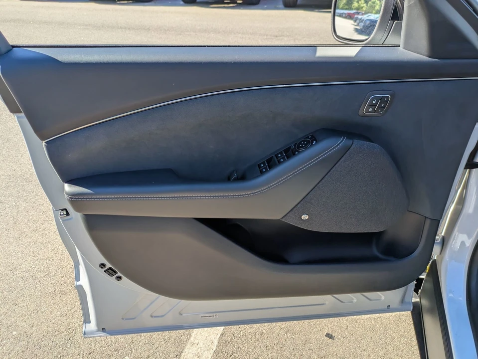 2023 Ford Mustang Mach-E - Image 16 of 31