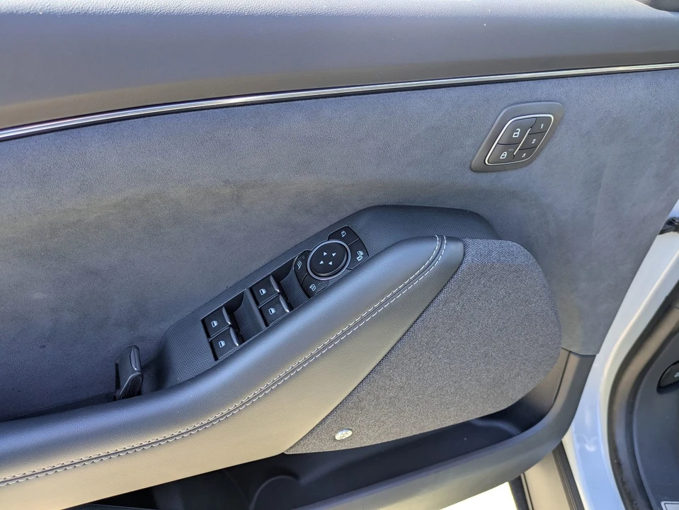 2023 Ford Mustang Mach-E - Image 17 of 31