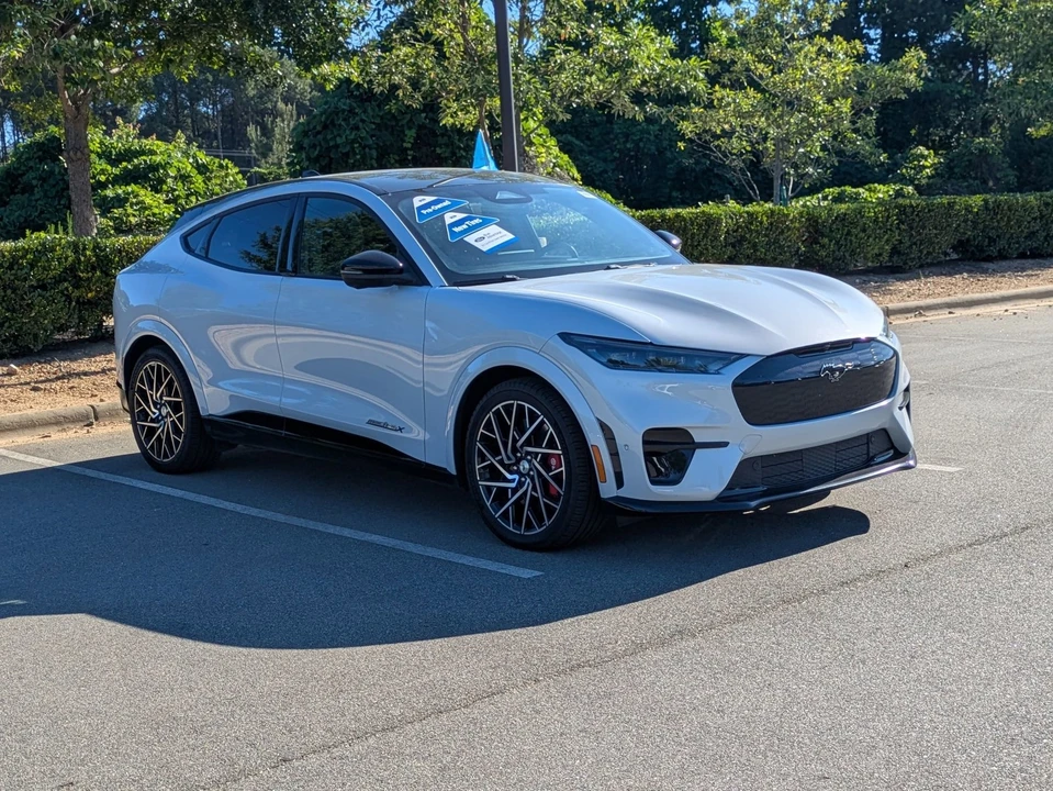 2023 Ford Mustang Mach-E - Image 2 of 31