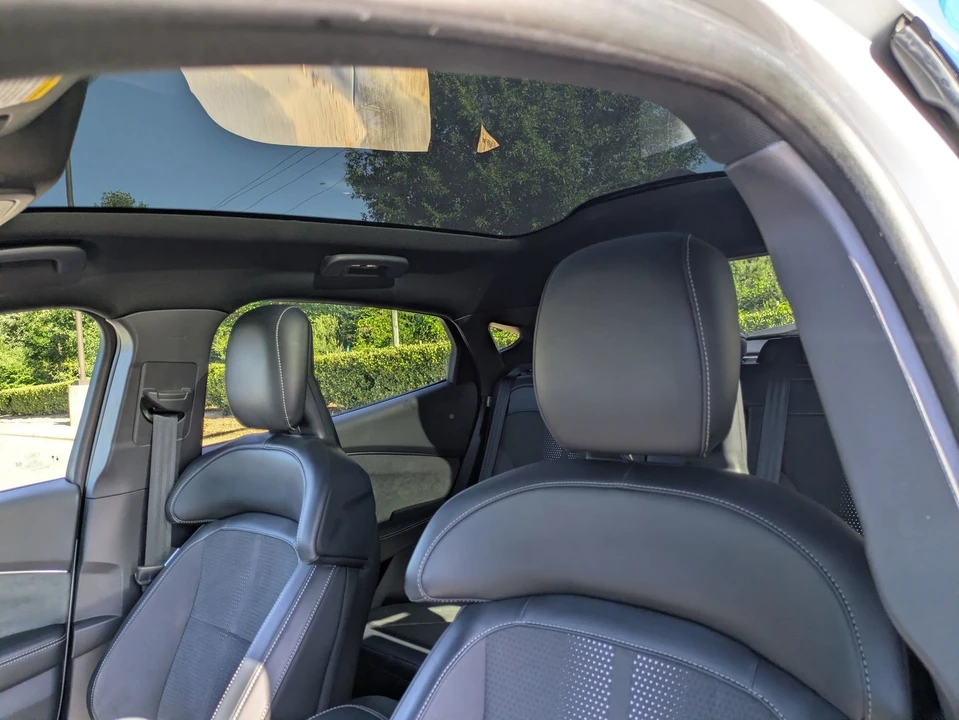 2023 Ford Mustang Mach-E - Image 28 of 31