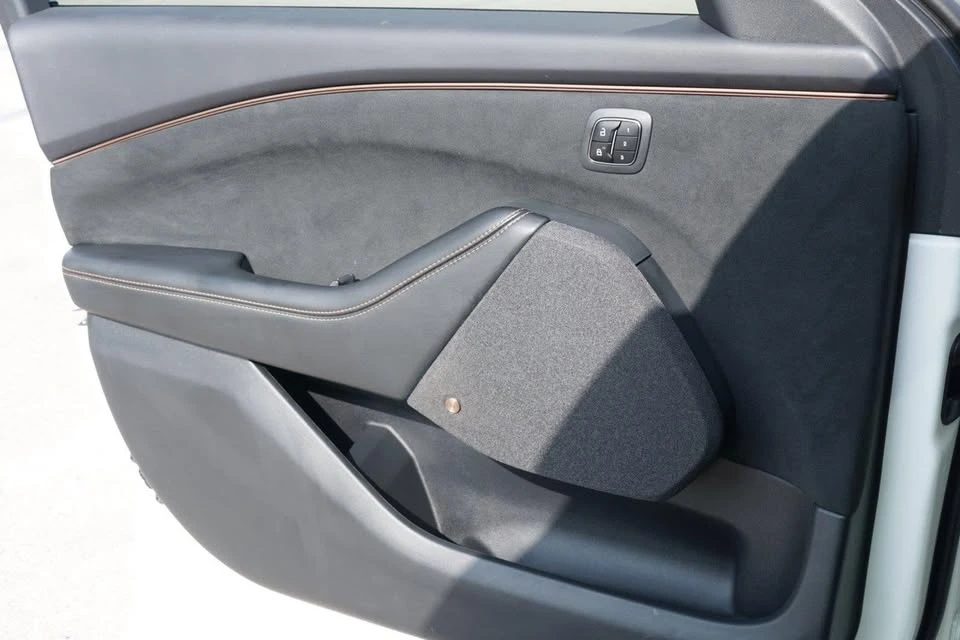 2023 Ford Mustang Mach-E - Image 15 of 16