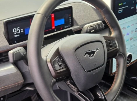 2023 Ford Mustang Mach-E - Image 9 of 12