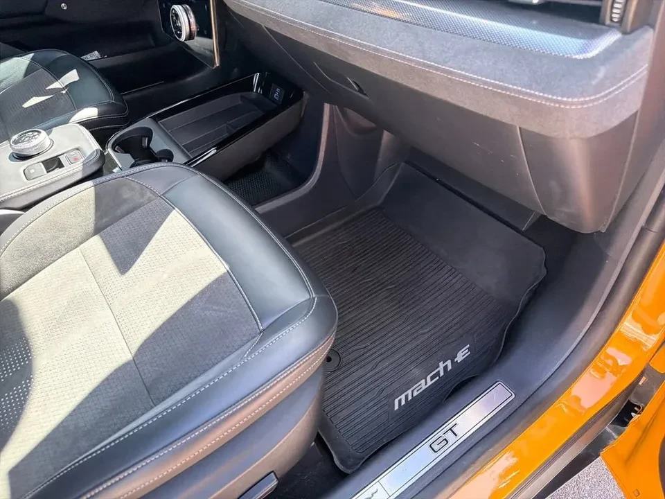 2023 Ford Mustang Mach-E - Image 18 of 18