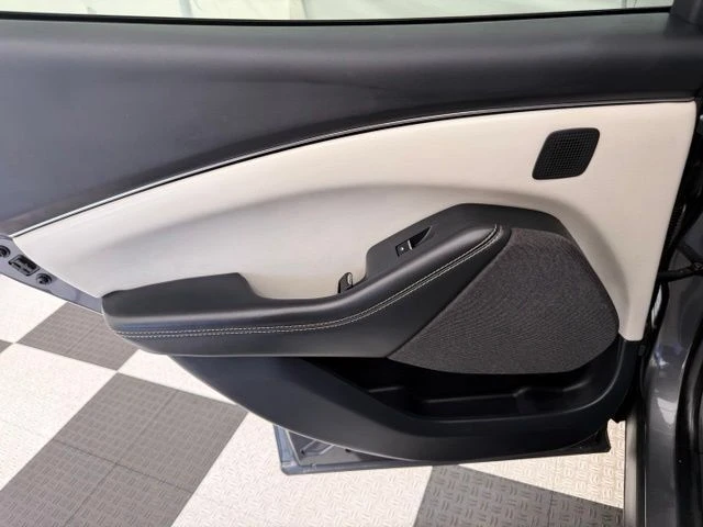 2023 Ford Mustang Mach-E - Image 17 of 20