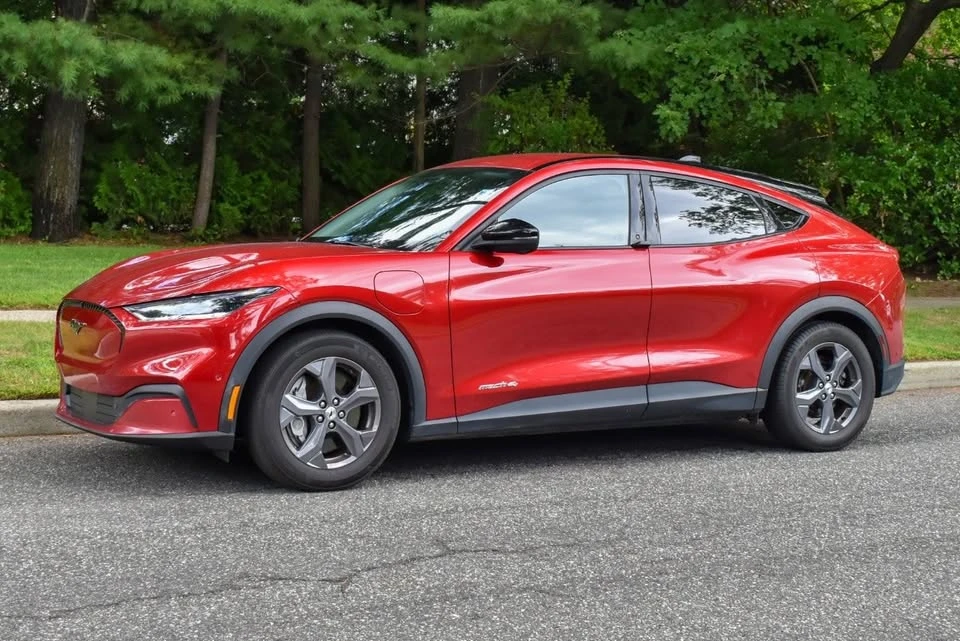 2023 Ford Mustang Mach-E - Image 2 of 20