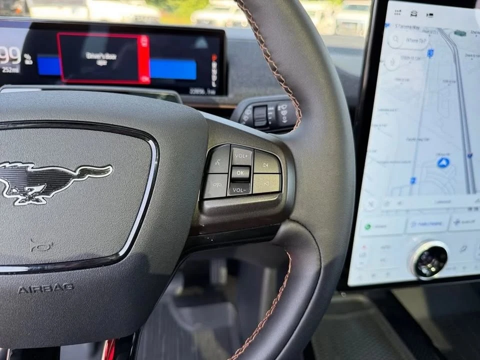 2023 Ford Mustang Mach-E - Image 15 of 15