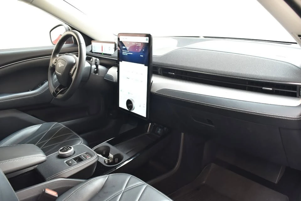 2023 Ford Mustang Mach-E - Image 19 of 20