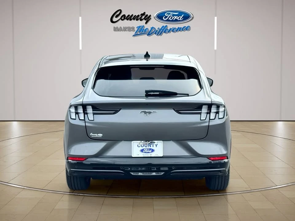 2023 Ford Mustang Mach-E - Image 10 of 20