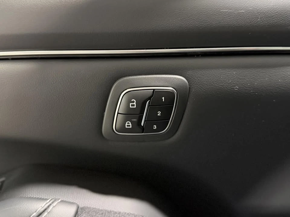 2023 Ford Mustang Mach-E - Image 10 of 20