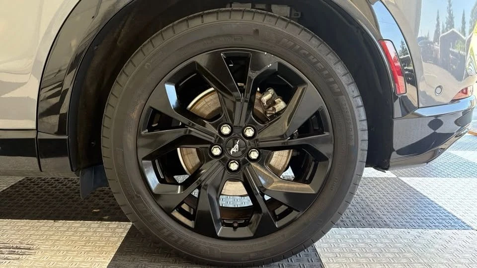 2023 Ford Mustang Mach-E - Image 13 of 19