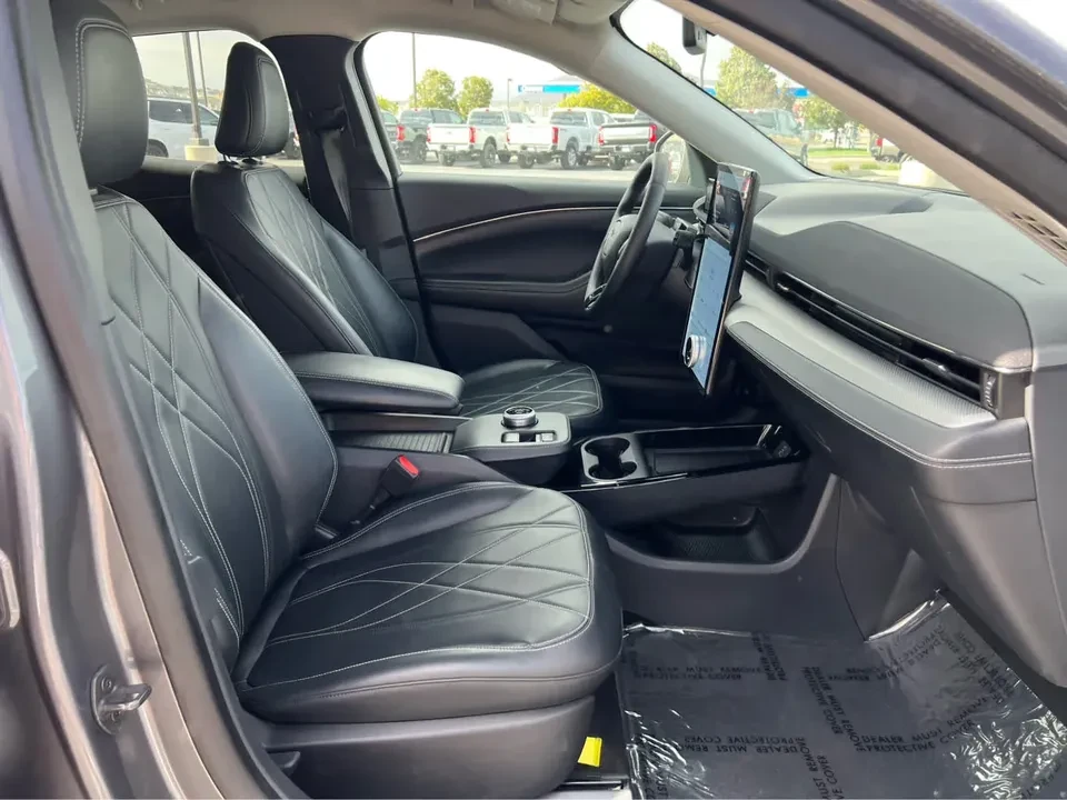 2023 Ford Mustang Mach-E - Image 20 of 20
