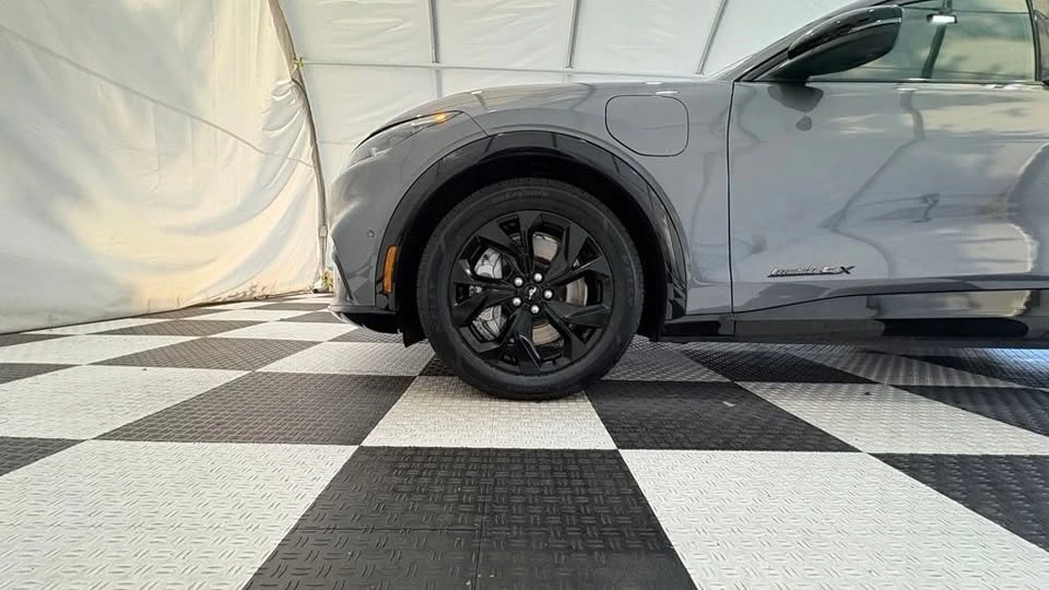 2023 Ford Mustang Mach-E - Image 15 of 19