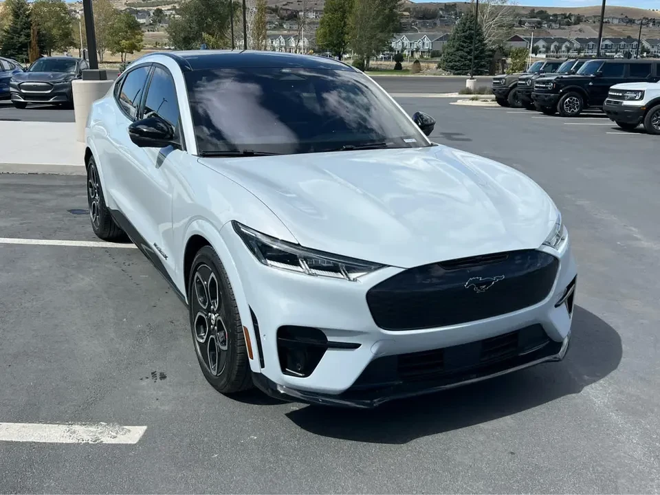 2023 Ford Mustang Mach-E - Image 11 of 20