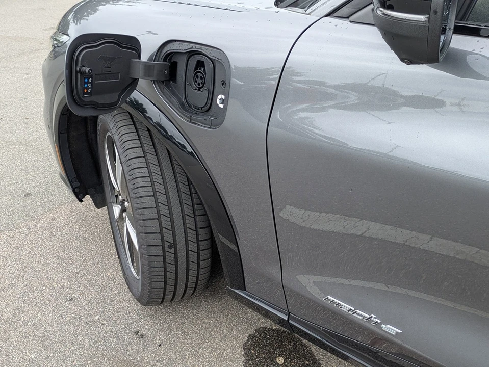 2023 Ford Mustang Mach-E - Image 12 of 31