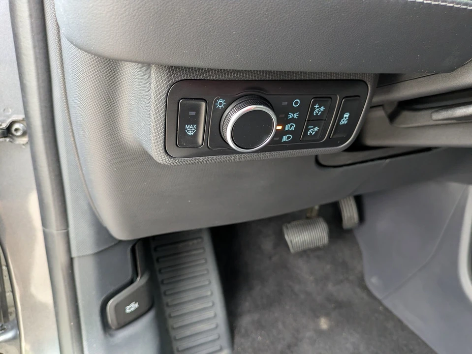 2023 Ford Mustang Mach-E - Image 18 of 31
