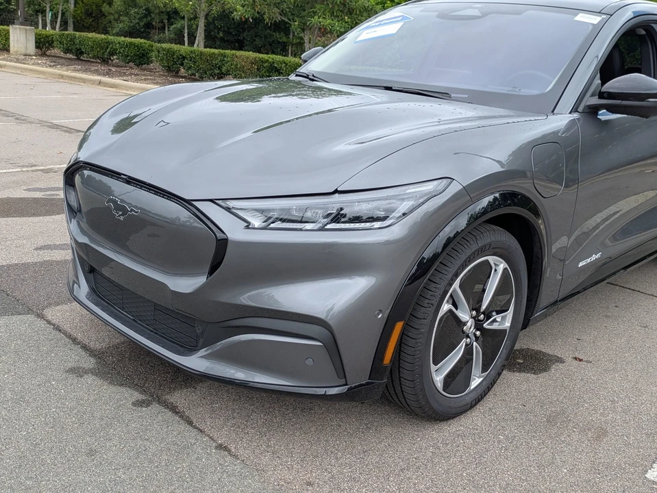 2023 Ford Mustang Mach-E - Image 10 of 31