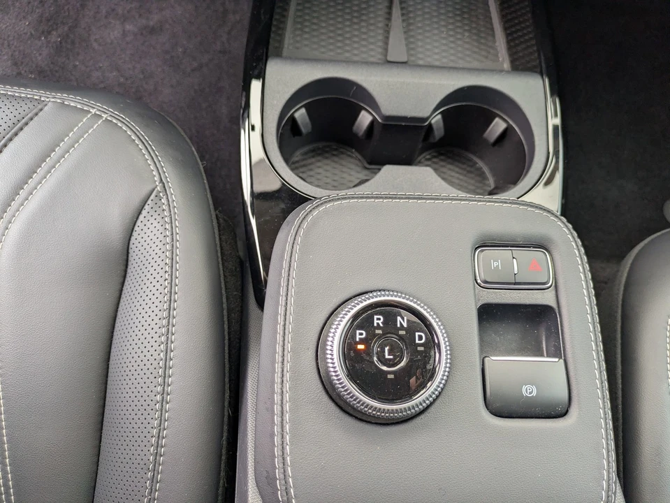 2023 Ford Mustang Mach-E - Image 25 of 31
