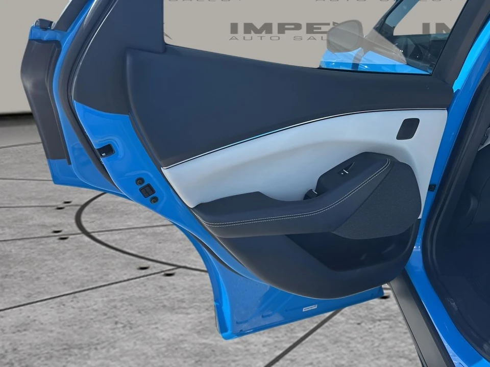 2023 Ford Mustang Mach-E - Image 29 of 31