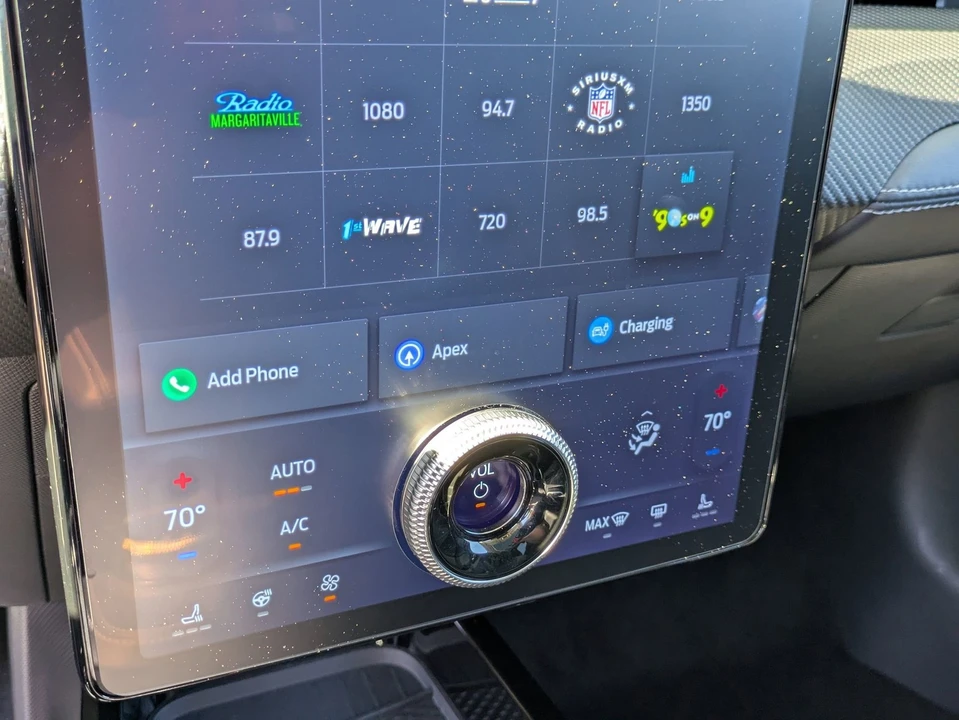 2023 Ford Mustang Mach-E - Image 26 of 31