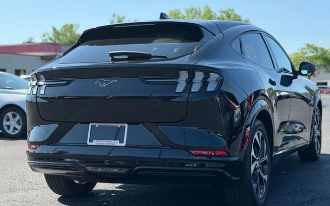 2023 Ford Mustang Mach-E - Image 6 of 18